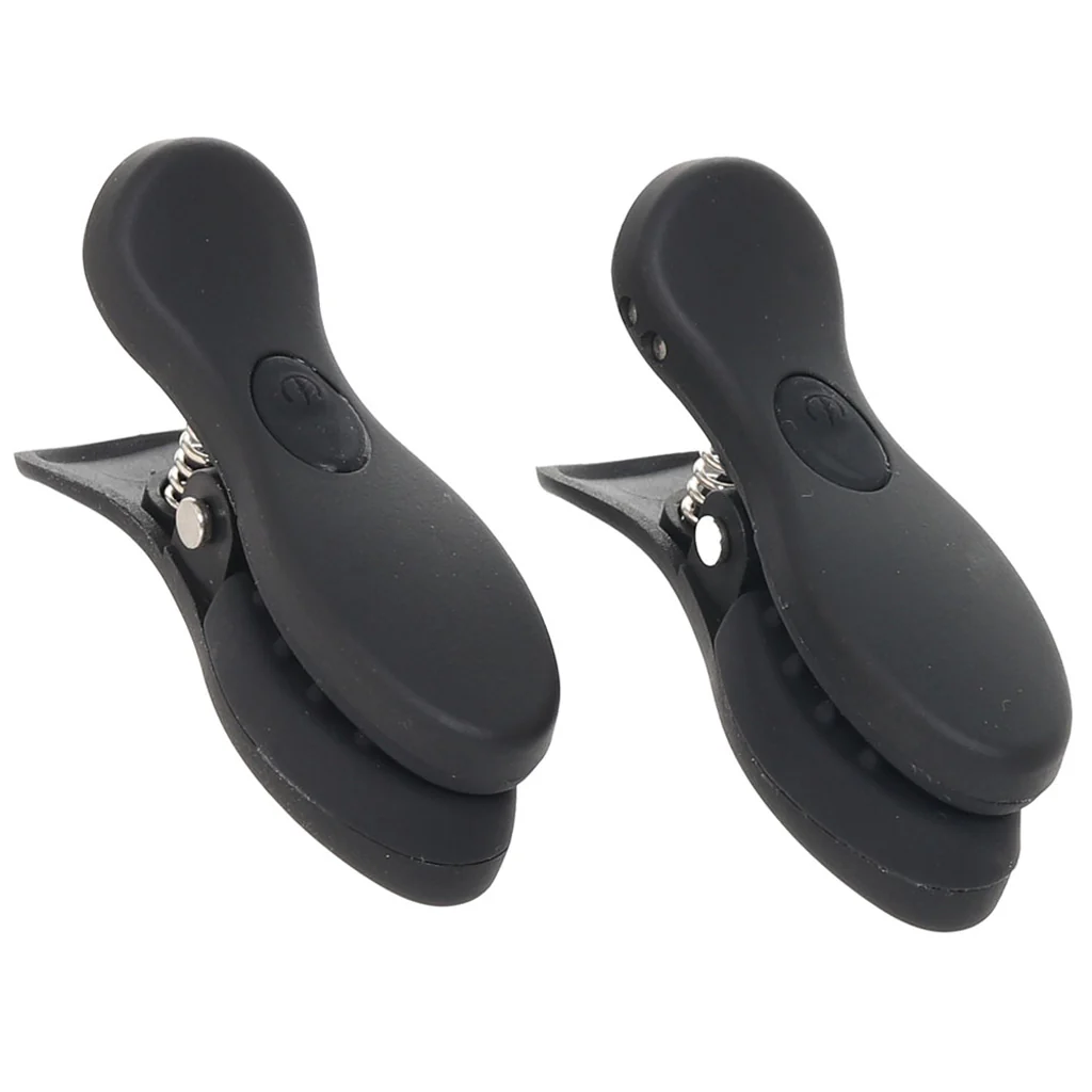 1150-master-series-dark-grip-vibrating-nipple-clamps-1.webp