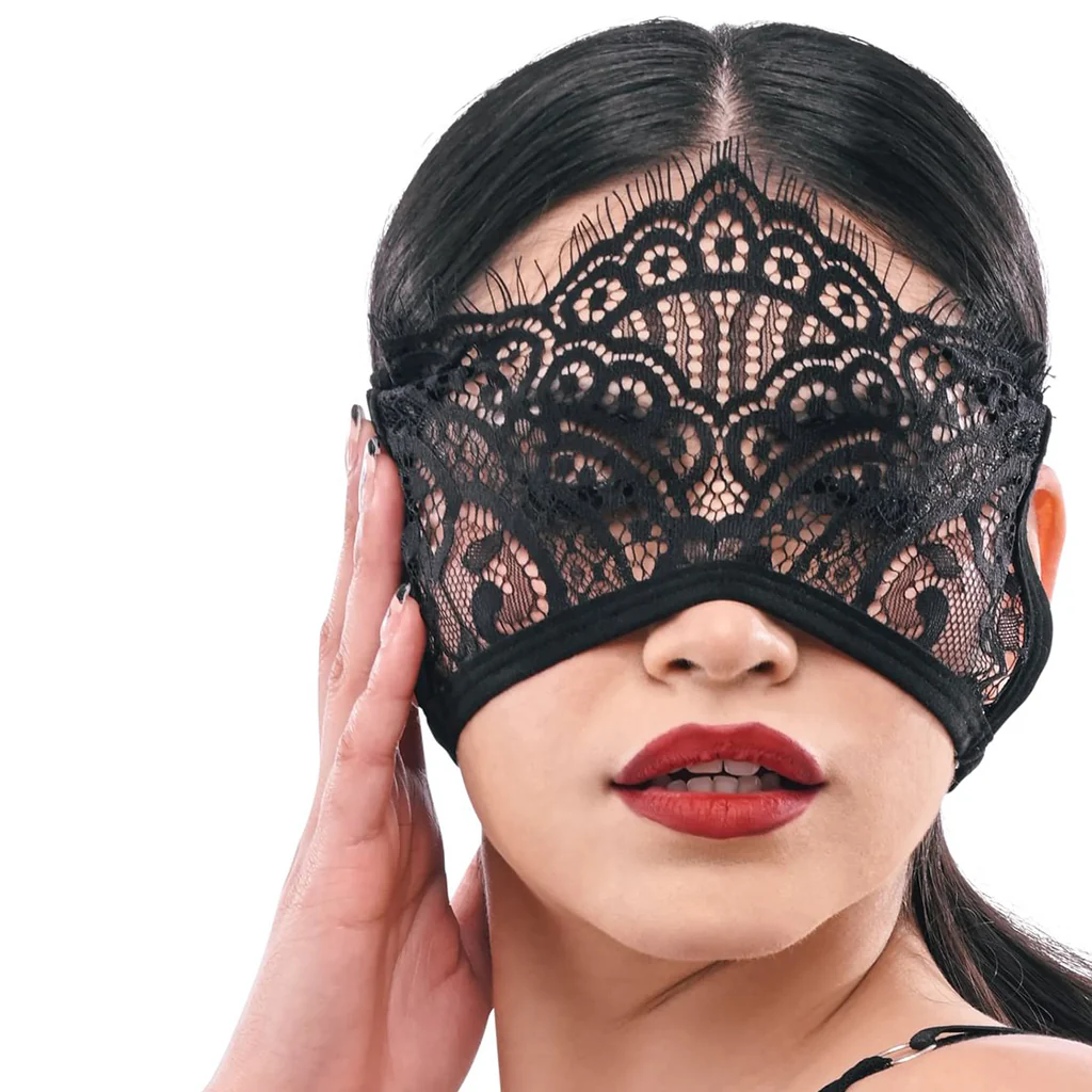 1187-s-m-veiled-vision-lace-blindfold-1.webp