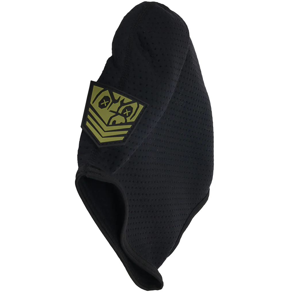 1210-fort-troff-black-ops-hood-in-large-1.webp