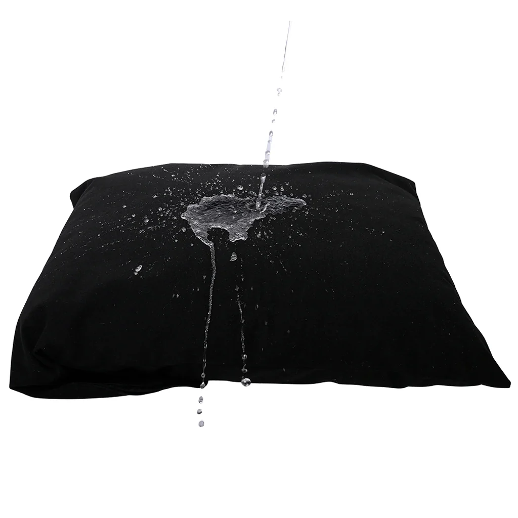 Pivot Pillow Protector in Black