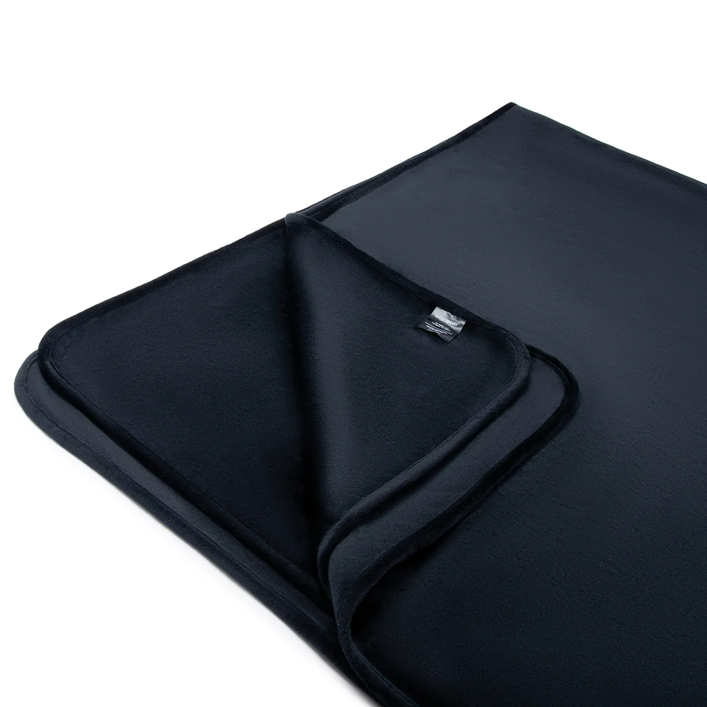 1428-whip-smart-waterproof-love-throw-blanket-in-black-1.webp