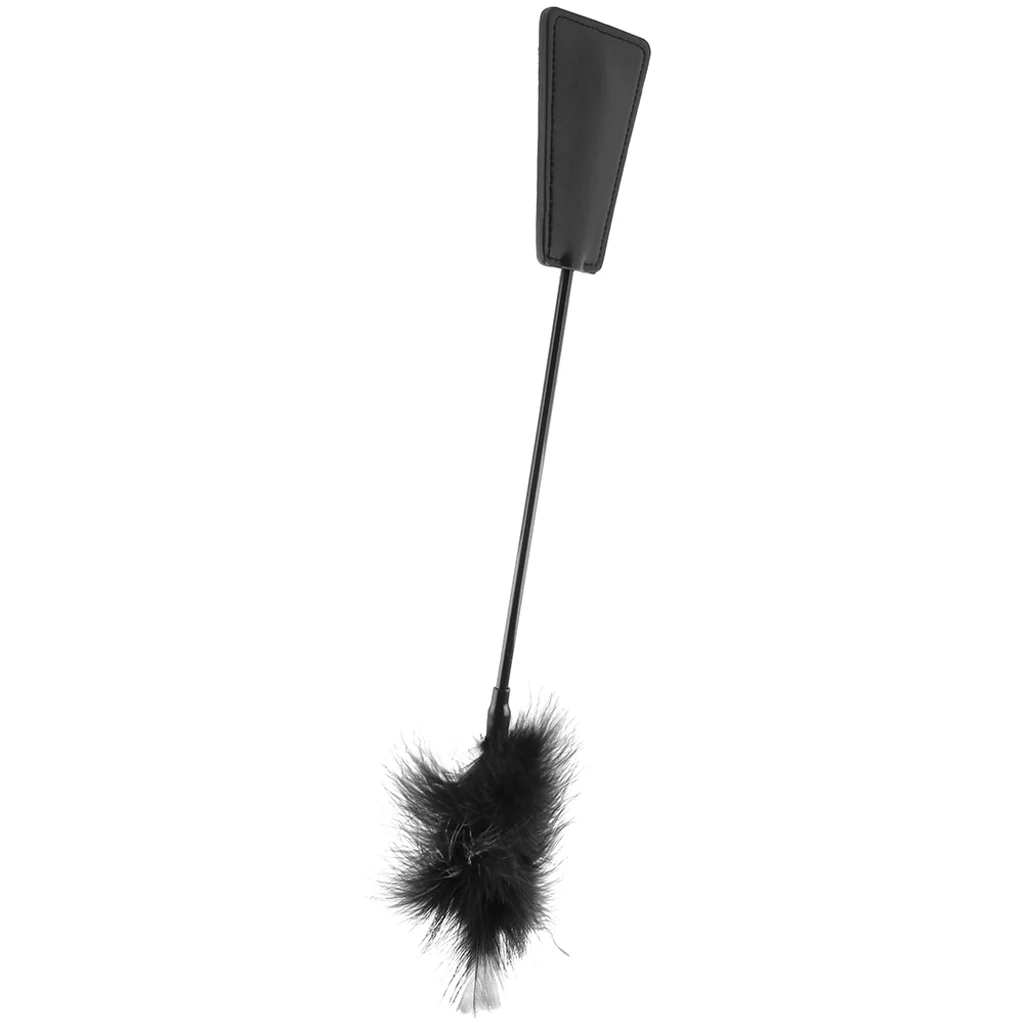 1437-black-white-crop-with-feather-tickler-1.webp