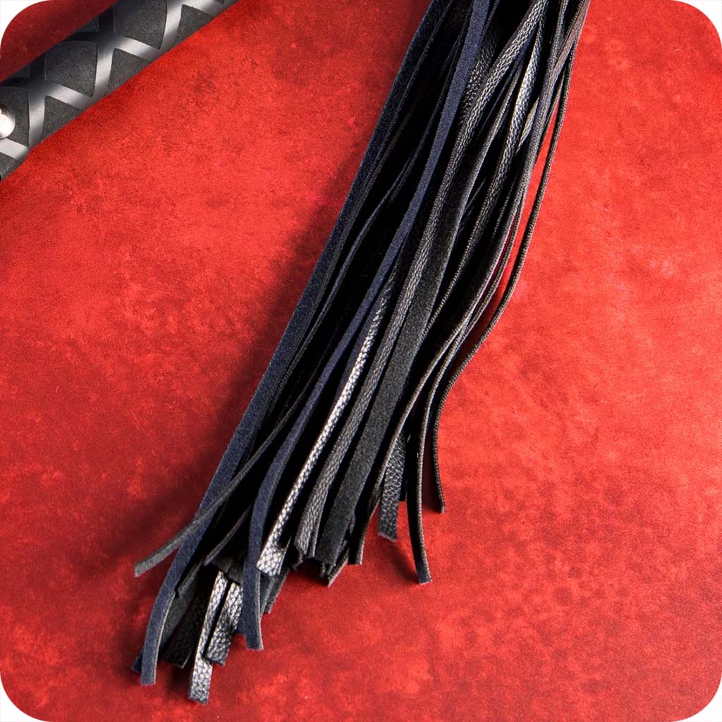 1463-sei-mio-primed-for-punishment-faux-leather-flogger-1.webp
