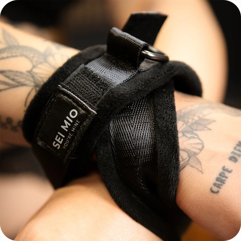 Sei Mio Cross Purposes Cuff Restraints