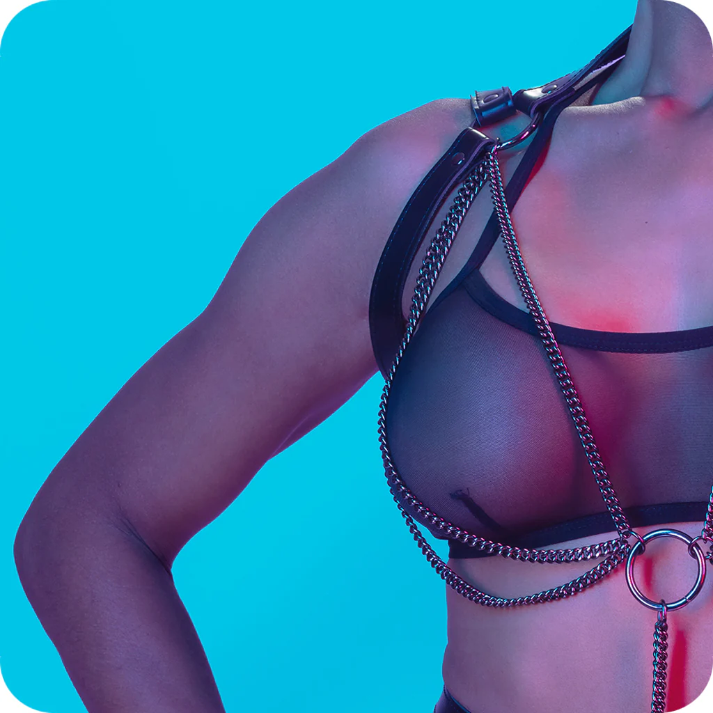 1526-euphoria-multi-chain-halter-harness-1.webp