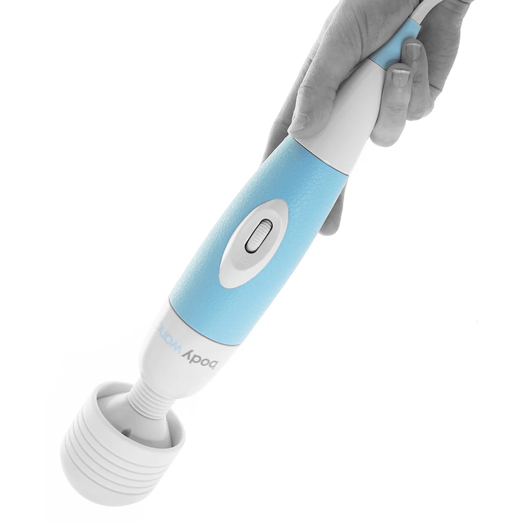 1832-bodywand-original-massager-in-blue-1.webp