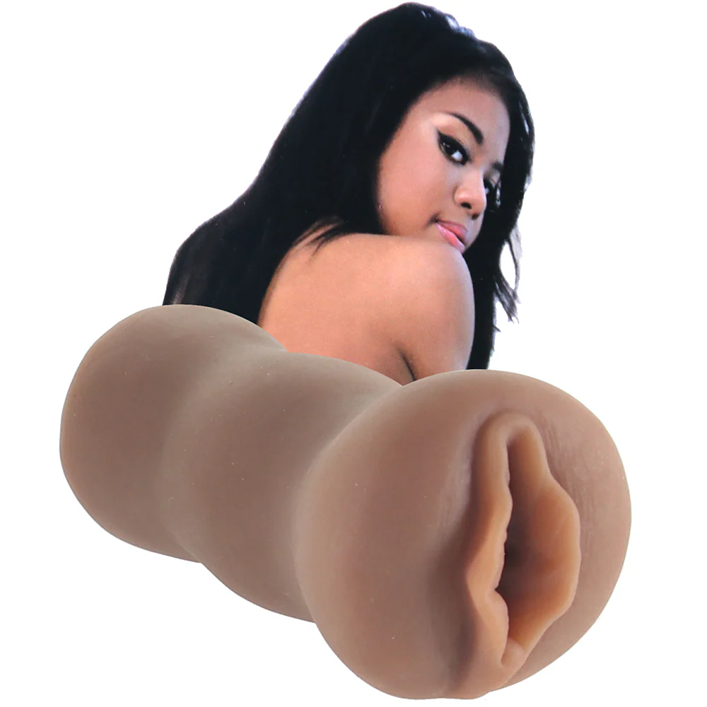 1842-nia-nacci-pussy-stroker-1.webp