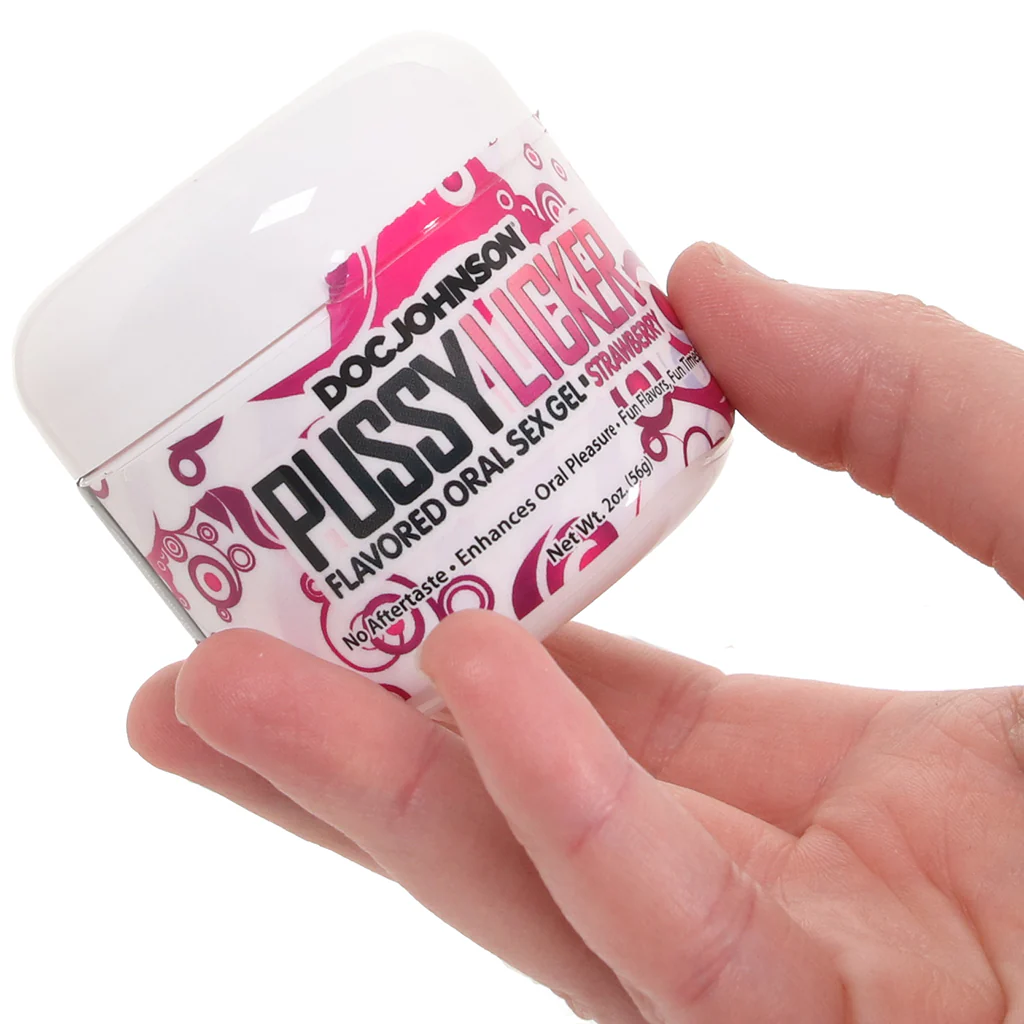 3089-pussy-licker-strawberry-oral-sex-gel-in-2oz-56-6g-1.webp