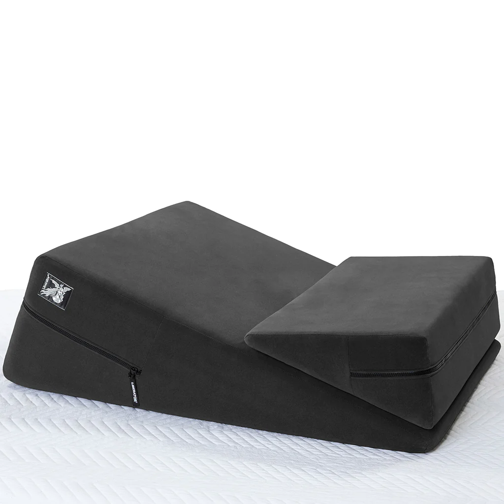 3742-wedge-ramp-combo-in-velvet-black-1.webp