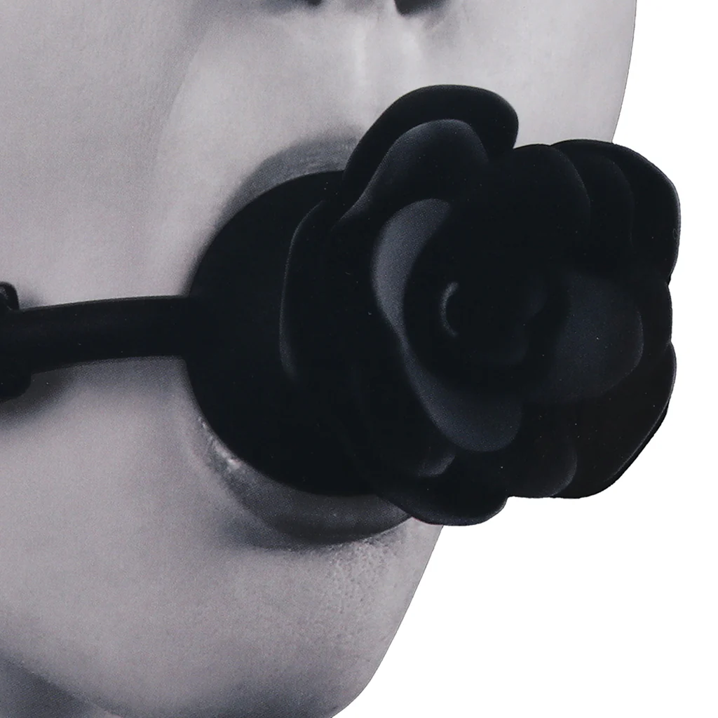 3964-fetish-fashion-kristine-rose-ball-gag-1.webp