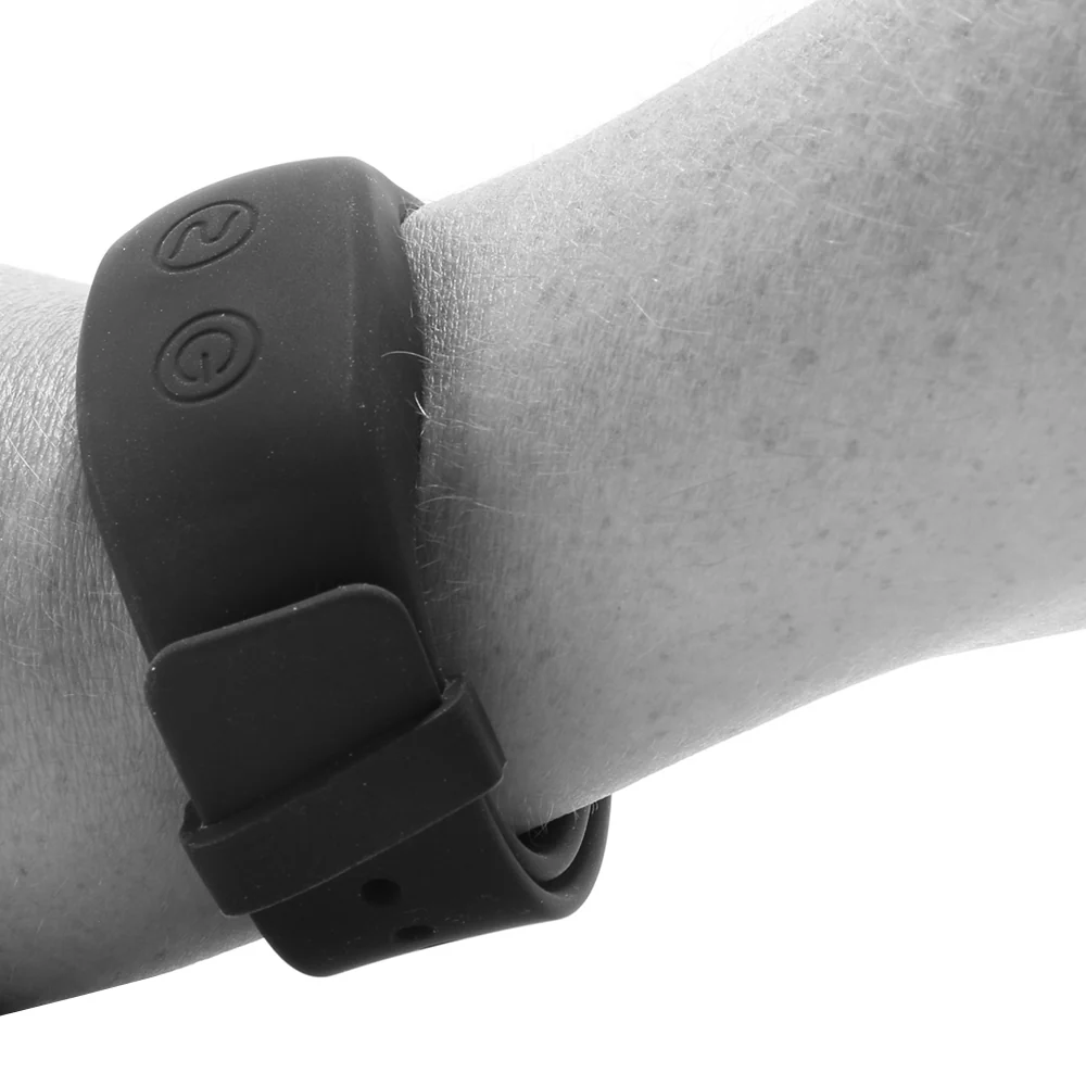 4755-curve-vibe-with-wristband-remote-1.webp