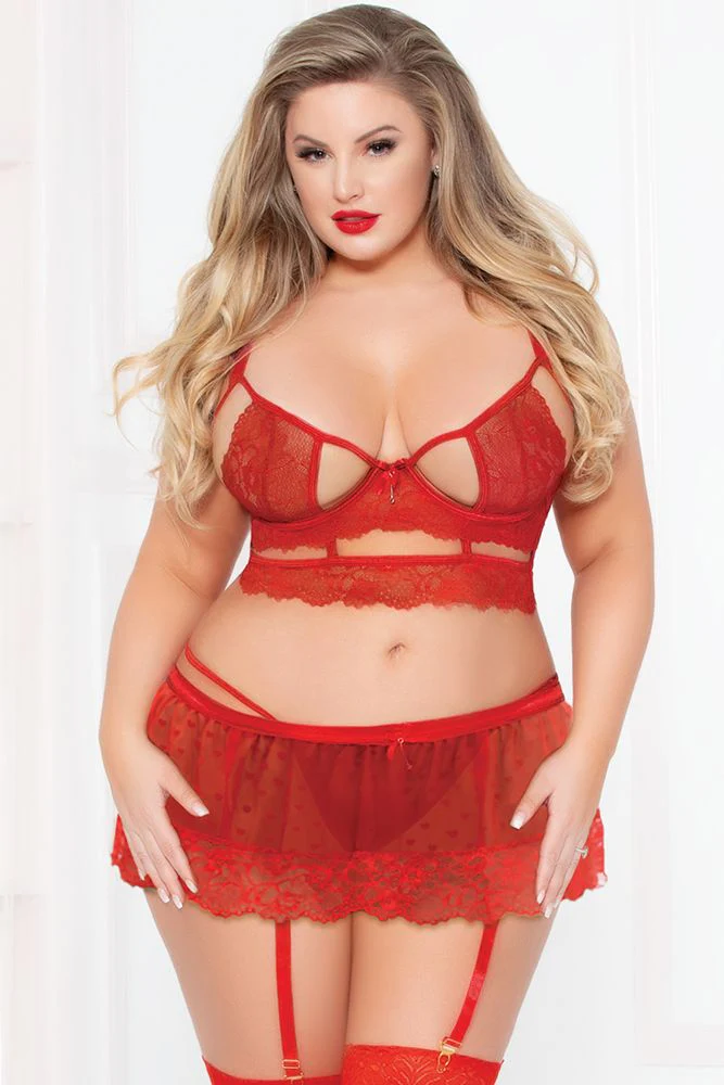 Skip a Beat Bra, Garter & Thong Set