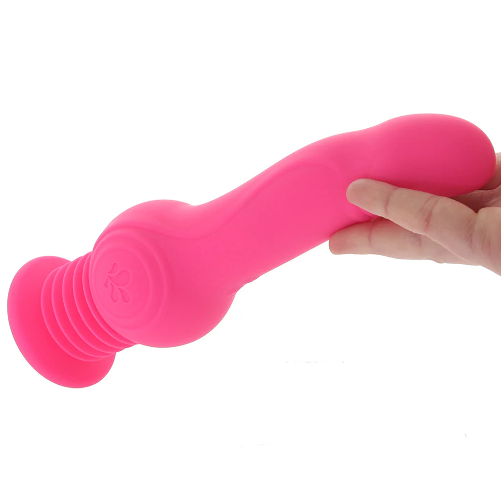 665-tegan-jumping-vibe-1.webp