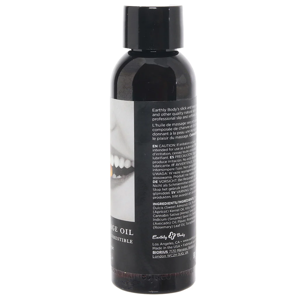 925-edible-massage-oil-2oz-60ml-in-succulent-strawberry-1.webp