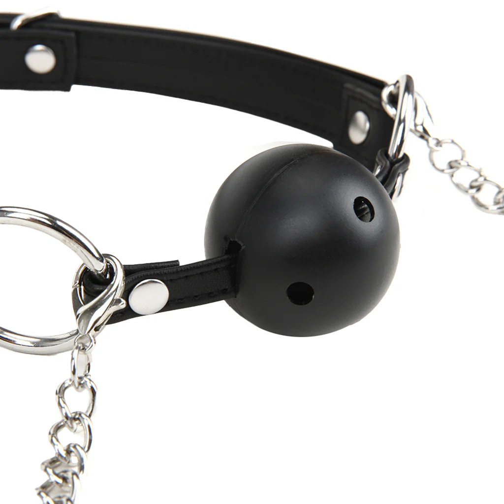 938-breathable-ball-gag-with-nipple-clamps-1.webp